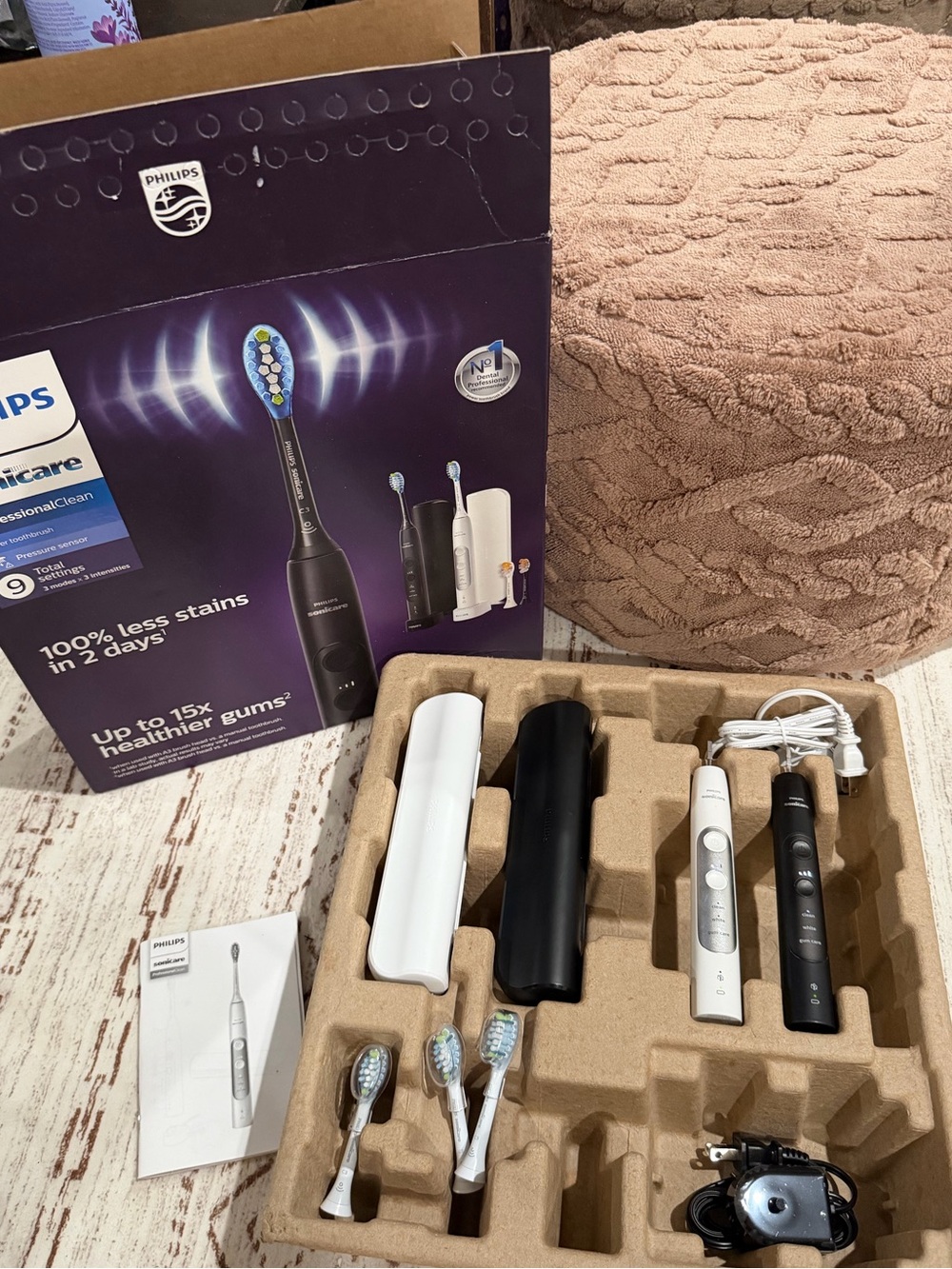 Philips Sonicare Professional Clean Rechargeable Toothbrush 2-pack Store Display - Picture 3 of 3